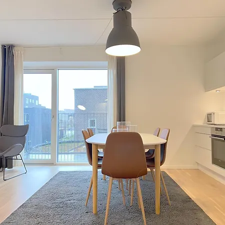 Bright And Spacious 3 Bedroom In Orestaden * Copenaghen